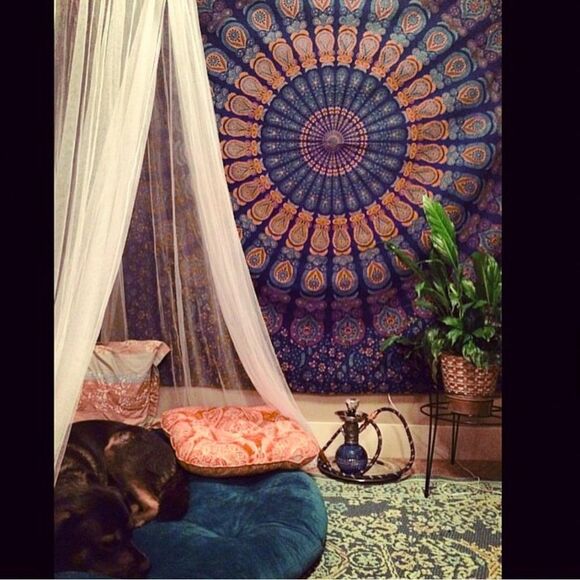 UO Mandala Tapestry - Picture 2 of 4